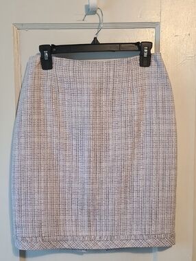 White House Black Market Pink Tweed Pencil Skirt